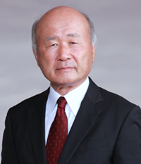 土手　三生